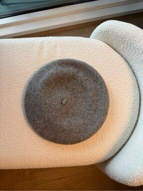 Hat Attack Gray Wool Beret - Soft Heathered Gray